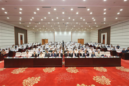 云南新医U教育联盟(f)床医学实跉|学专门委员会(x)成立大会(x) 云南省医院协?x)医学教育工作委员?x)成立大会(x)暨第一ơ学术会(x)议在昆明举行